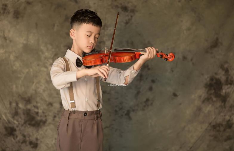 試管孩子和正常孩子(試管孩子和正常孩子的區(qū)別)