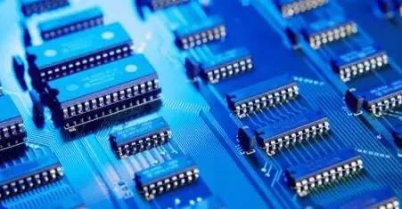 芯片戰(zhàn)背后的化工較量 國(guó)產(chǎn)計(jì)算機(jī)軟硬件的關(guān)鍵材料與技術(shù)瓶頸